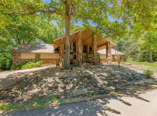 2 Wimbledon Way, Bella Vista, AR 72715