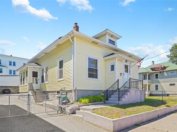 54 Progresso Ave, Woonsocket, RI 02895