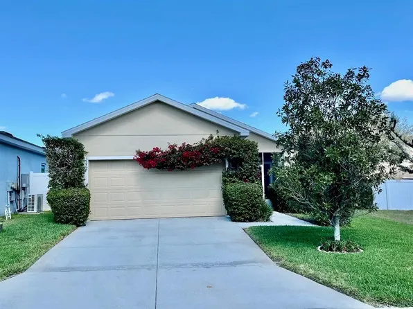 3272 Whispering Trails Ave, Winter Haven, FL 33884