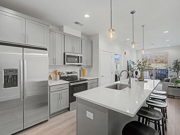 3rd image of 505 Community Ct #203