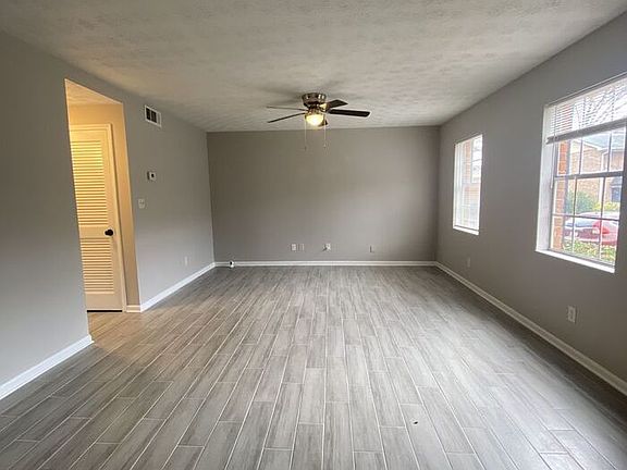 3rd image of 147 Northdale Pl