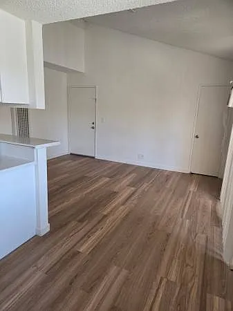 10930 Del Norte St — Photo 11