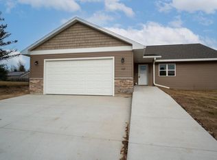 325 E Adams Ave, Fall Creek, WI 54742