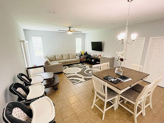 5th image of 3241 Solitude Ct