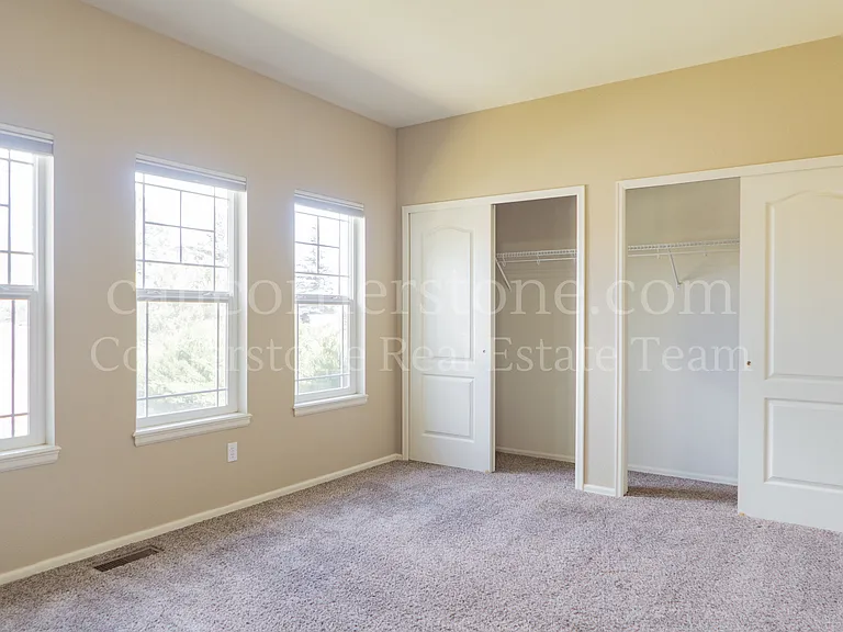 3305 Hollycrest Dr — Photo 15