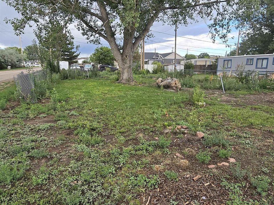2nd image of 616 W Prosser Rd