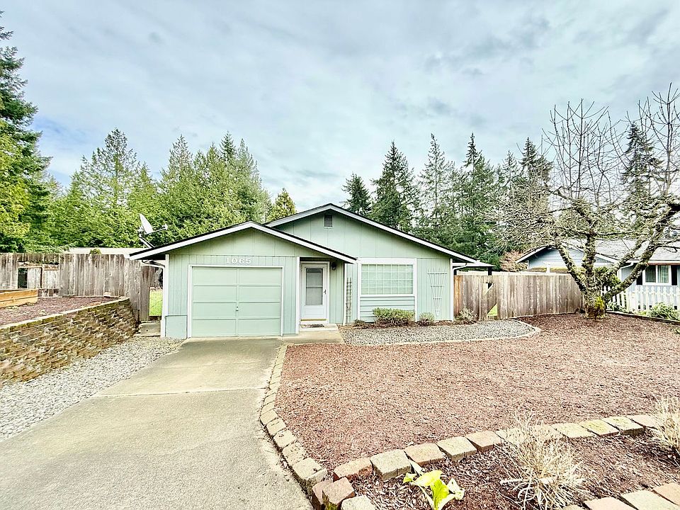 1st image of 1065 Megan Ct E