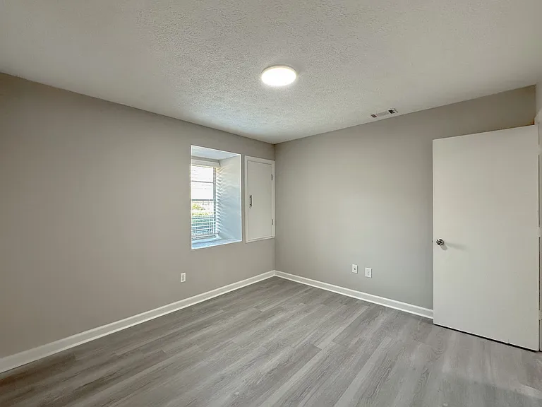 7 Lanvale St — Photo 14