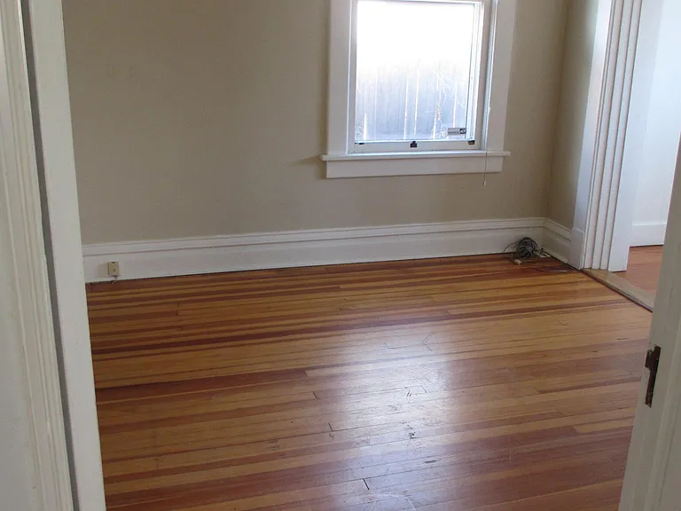 2364 Clermont St — Photo 15