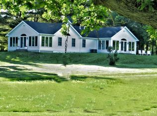 238 Pumpkin Ln, Stanfordville, NY 12572
