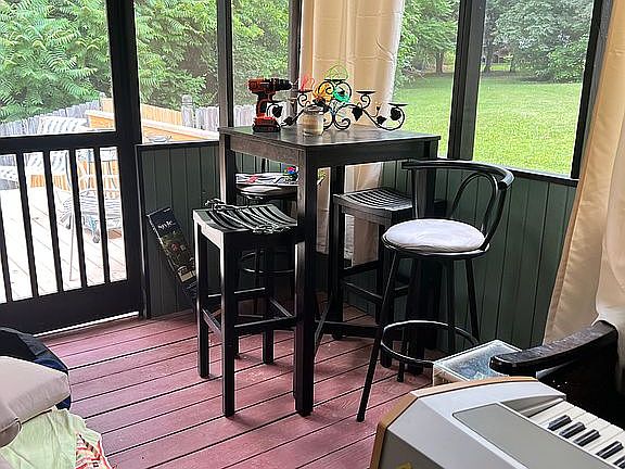 Enclosed Side Porch