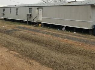 57 Carson Ln, Valley View, TX 76272