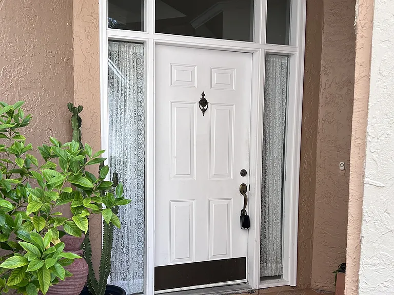 14300 Dulcimer Ct — Photo 2
