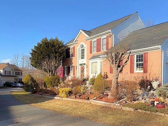 2nd image of 8808 Copper Leaf Way