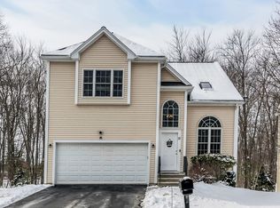 15 Zain Cir #15, Milford, MA 01757