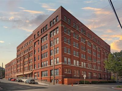 200 Main 411 St, Kansas City, MO, 64105