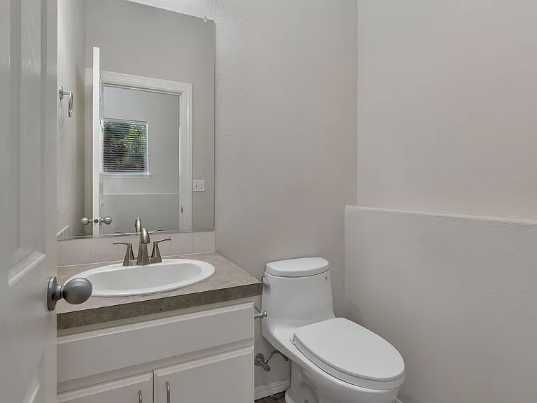4745 SW 2nd Ave — Photo 23