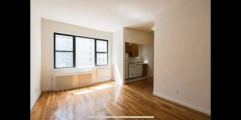 Rented by Compass | media 18