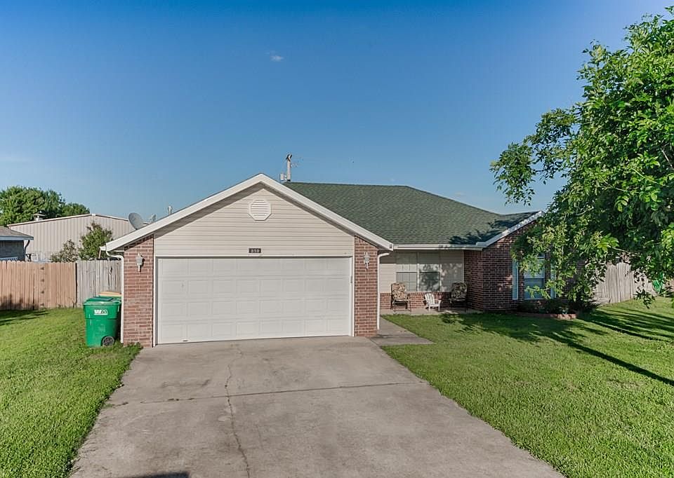 1st image of 310 Sun Meadow Dr