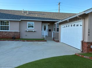 100 W Oakmont Dr, Montebello, CA 90640