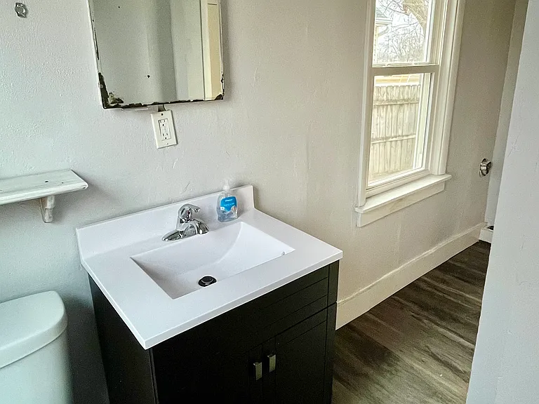 510 Walnut St #1 — Photo 10
