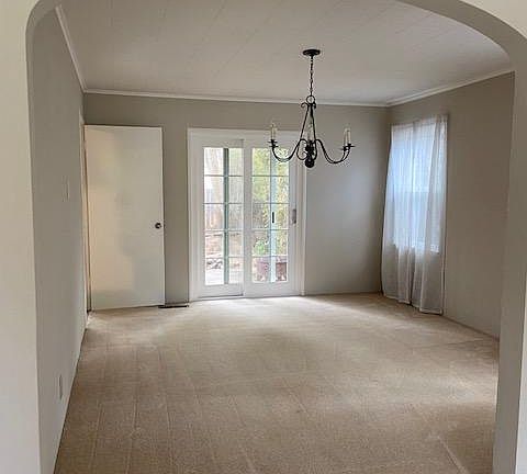 5th image of 631 Plymouth Way