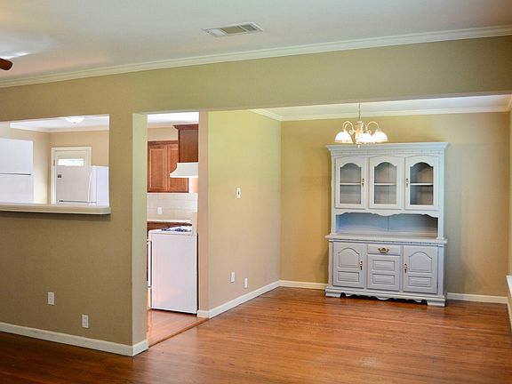 5th image of 6402 Sondra Dr