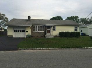 235 Mapleton St, Cranston, RI 02910
