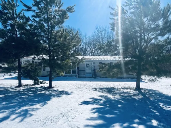 1019 Harris Station Rd, Bainbridge, OH 45612