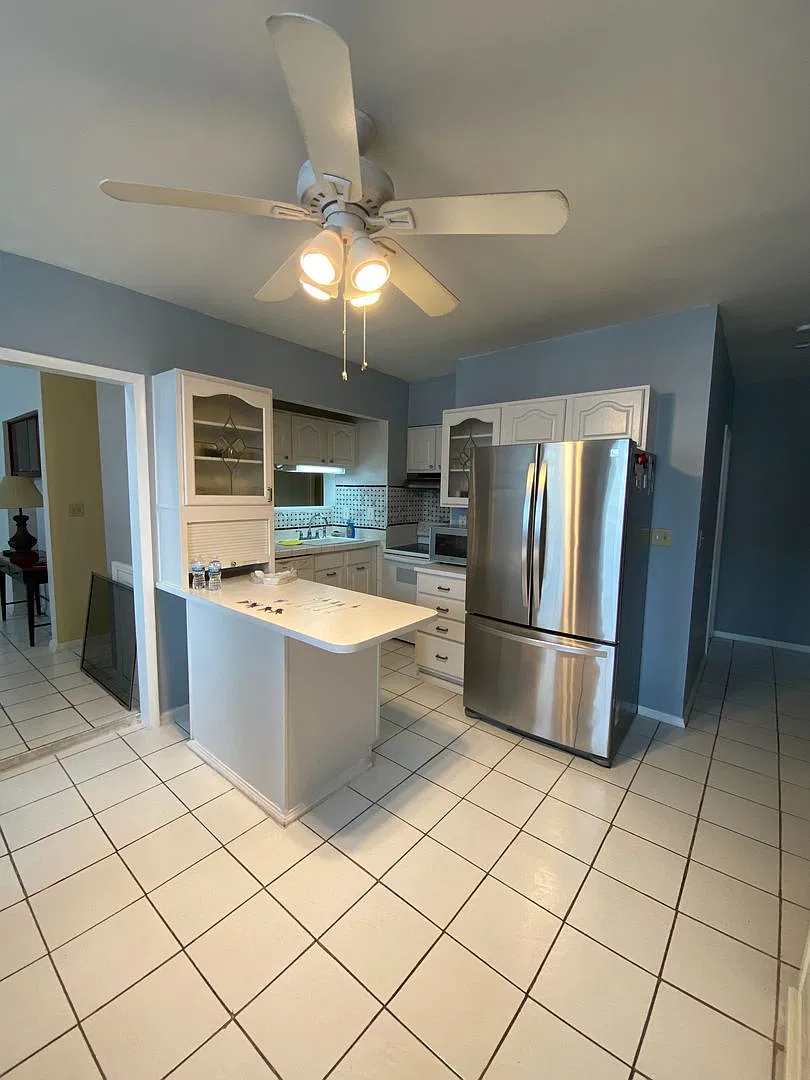 5 Bed/3 Bath Seconds From UC Main Campus Only $775/pp ($3875/mo) — Photo 2