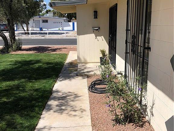 5th image of 1504 La Jolla Ave