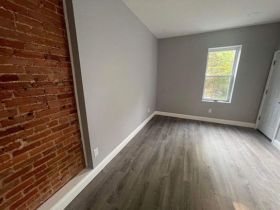 2nd image of 3022 N Marshall St