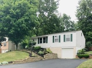 245 Old Farm Rd, Cranberry Township, PA 16066