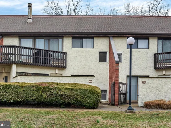 1071 Lancaster Blvd, Mechanicsburg, PA 17055