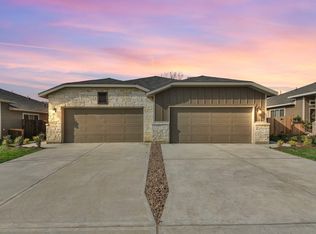 748-752 Wheatfield Dr, Venus, TX 76084