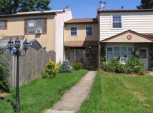 2237 Oxford Dr, Warrington, PA 18976