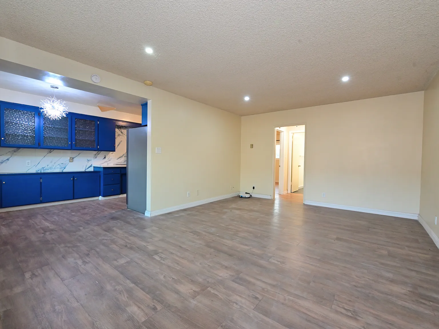1 bed, 800 sqft, $2,200 — Photo 1