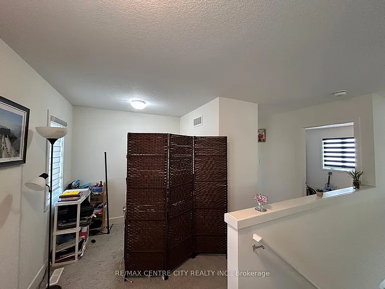 1520 S Twilite Blvd — Photo 18