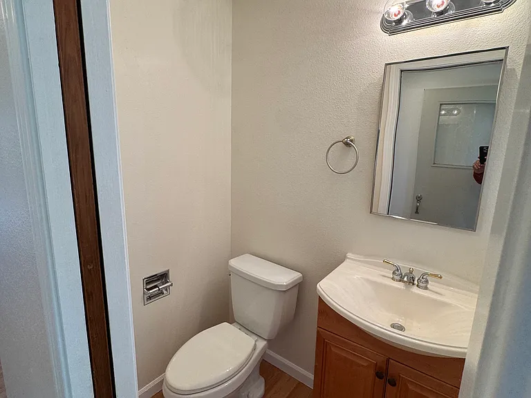 10647 Sand Point Way NE — Photo 10