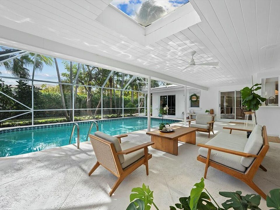 1st image of 232 Cove Pl