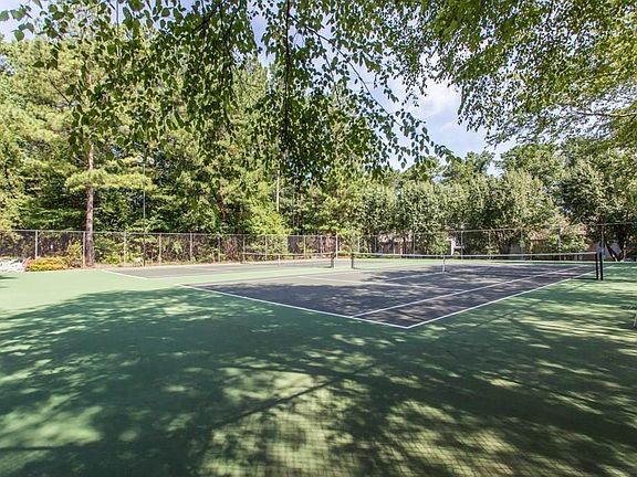 Enjoy the tennis courts included in rent.