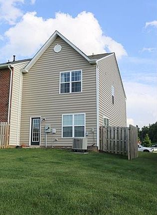 3rd image of 7228 Jackson Arch Dr #7228