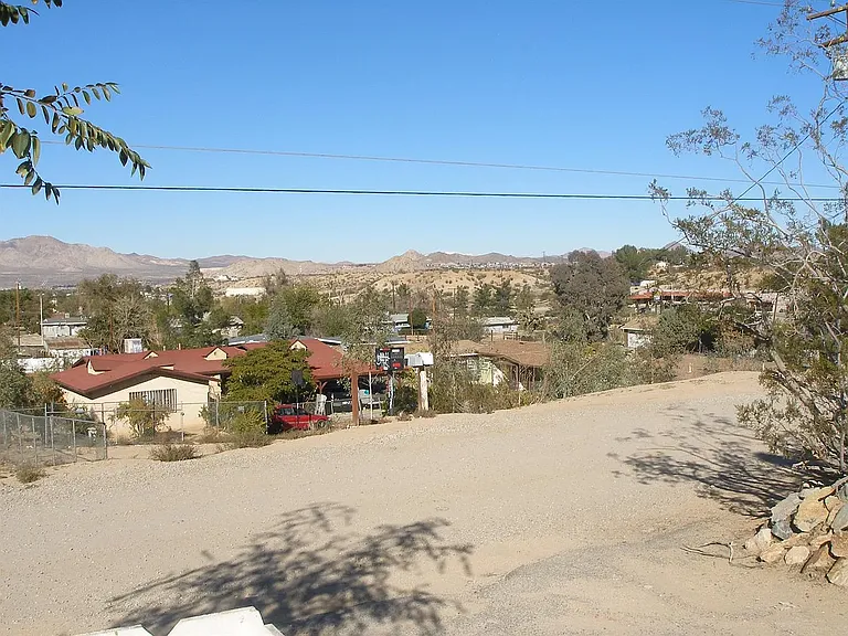 16693 City View Dr — Photo 2