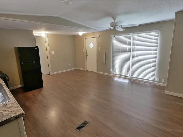1815 Leaman Ave #1 — Photo 5