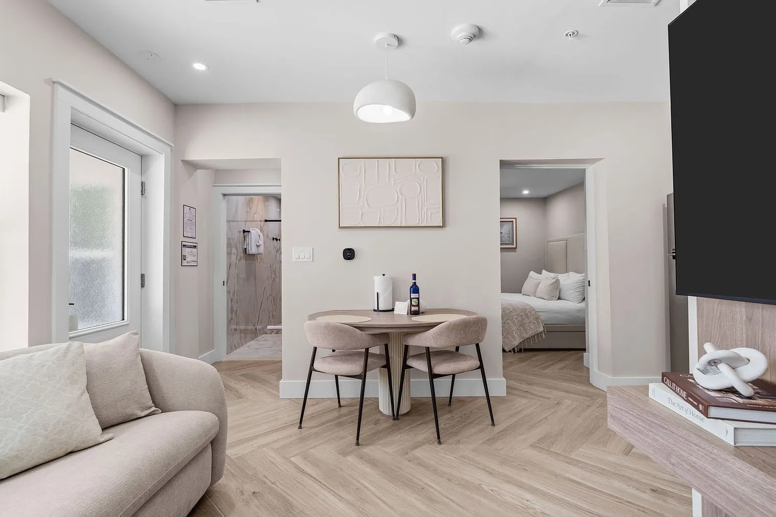 1 bed, 1.0 bath, $4,804 — Photo 3
