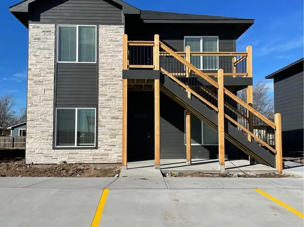 338 W Castle St, Goddard, KS 67052