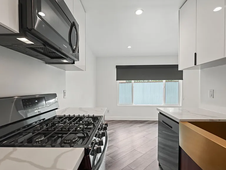 6307 Elgin Street Apartments — Photo 1