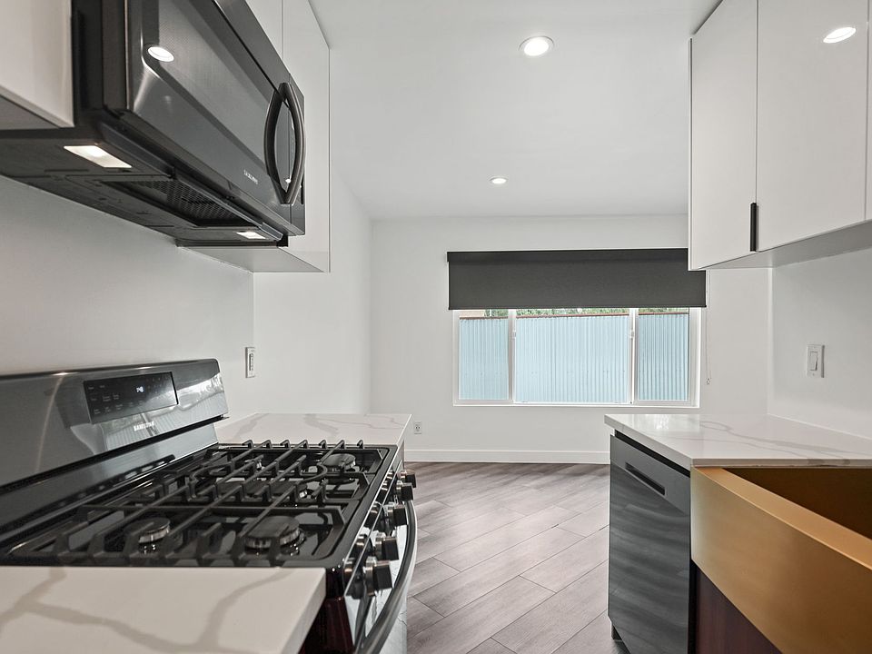 1st image of 6307 Elgin St #2