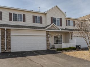 1861 Sandcherry Ct NW, Rochester, MN 55901