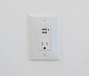 Rented by COASTLINE NEW YORK INC